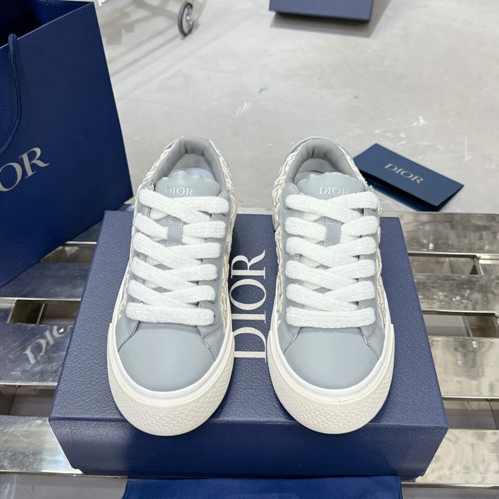 D10r B33 Sneaker