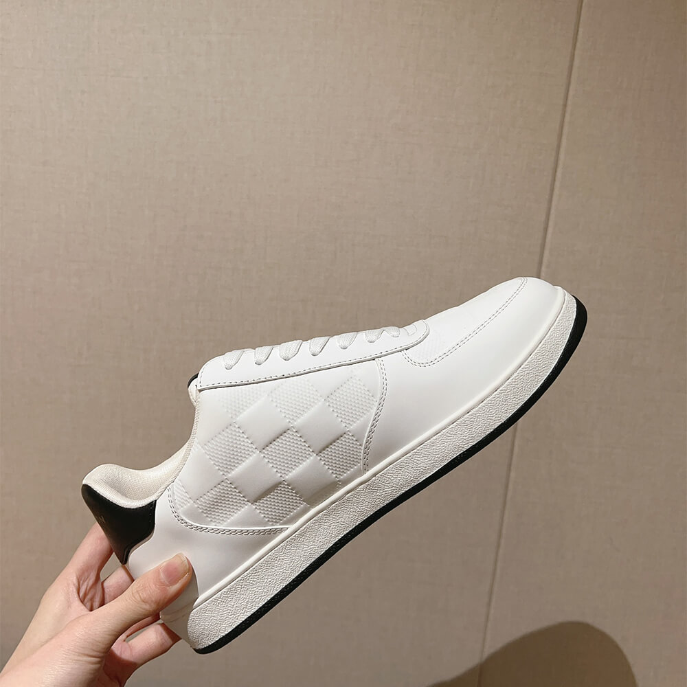 L0vis Vvtt0n Rivoli Sneaker