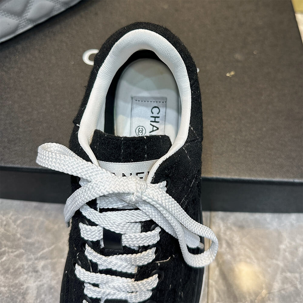 Ch**el Trainers