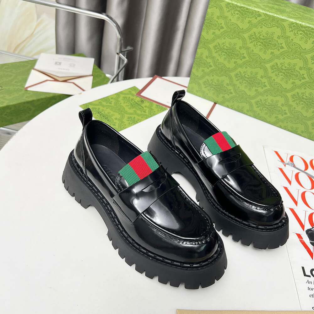 Gvc*1 Women’s loafer with Web