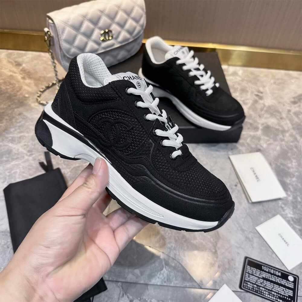 Ch**el Sneaker
