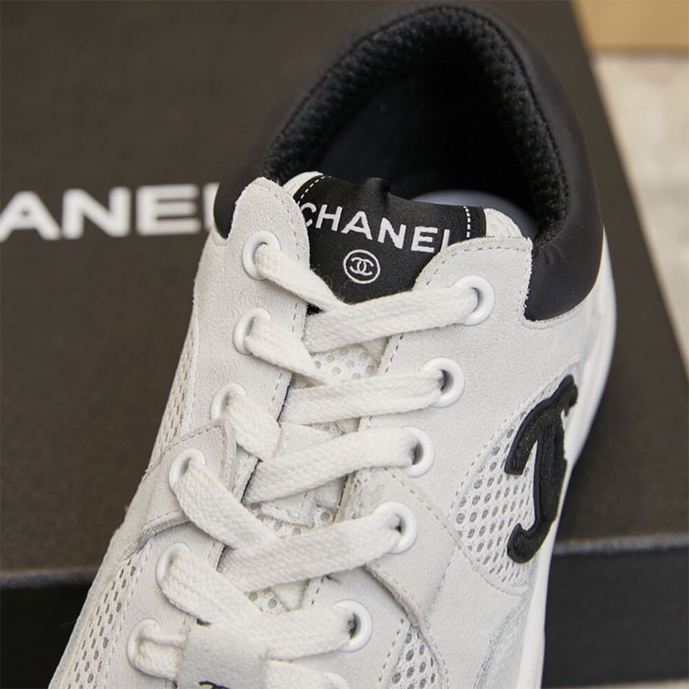 Ch**el Trainers