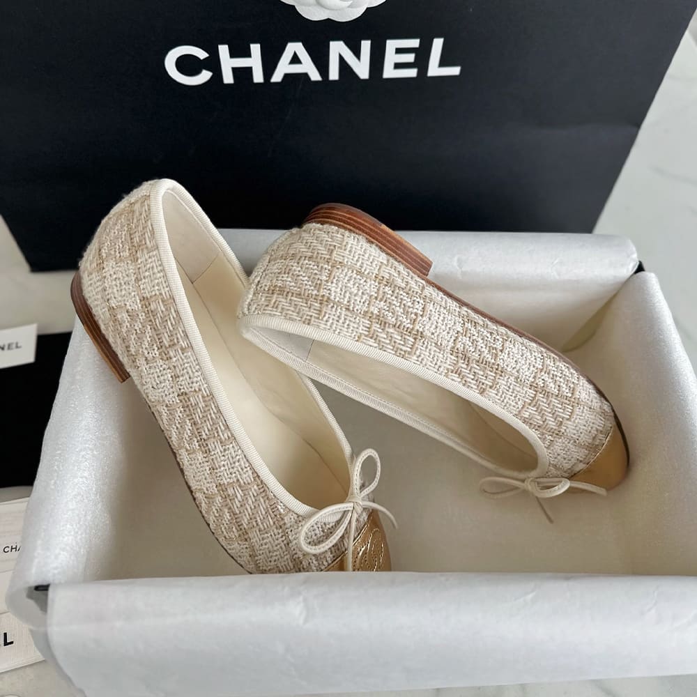 Ch**el Ballet Flat