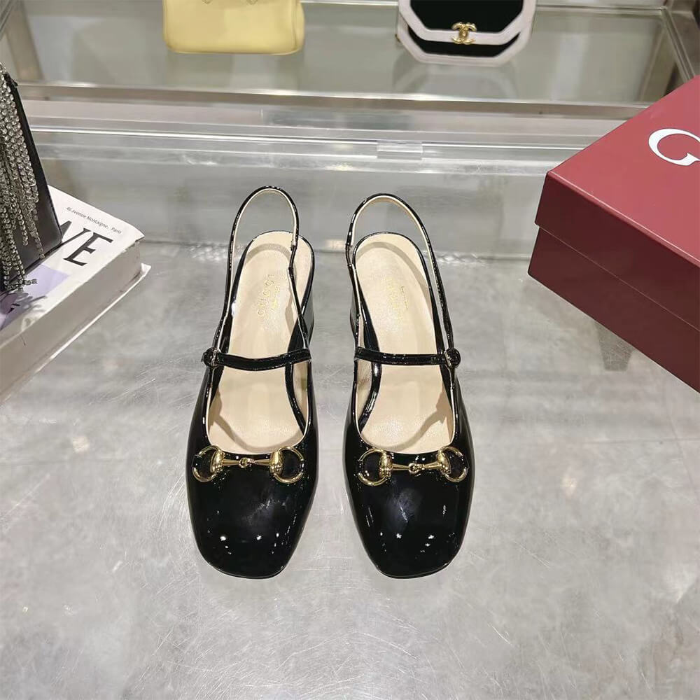 Gvc*1 Women’s Horsebit pump