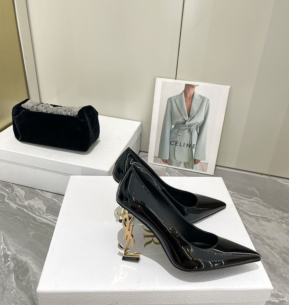 Y51 Opyum Pumps in Patent Leather