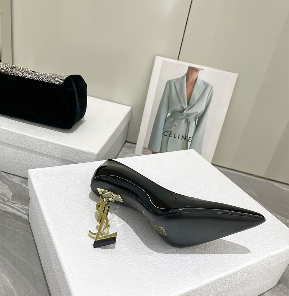 Y51 Opyum Pumps in Patent Leather