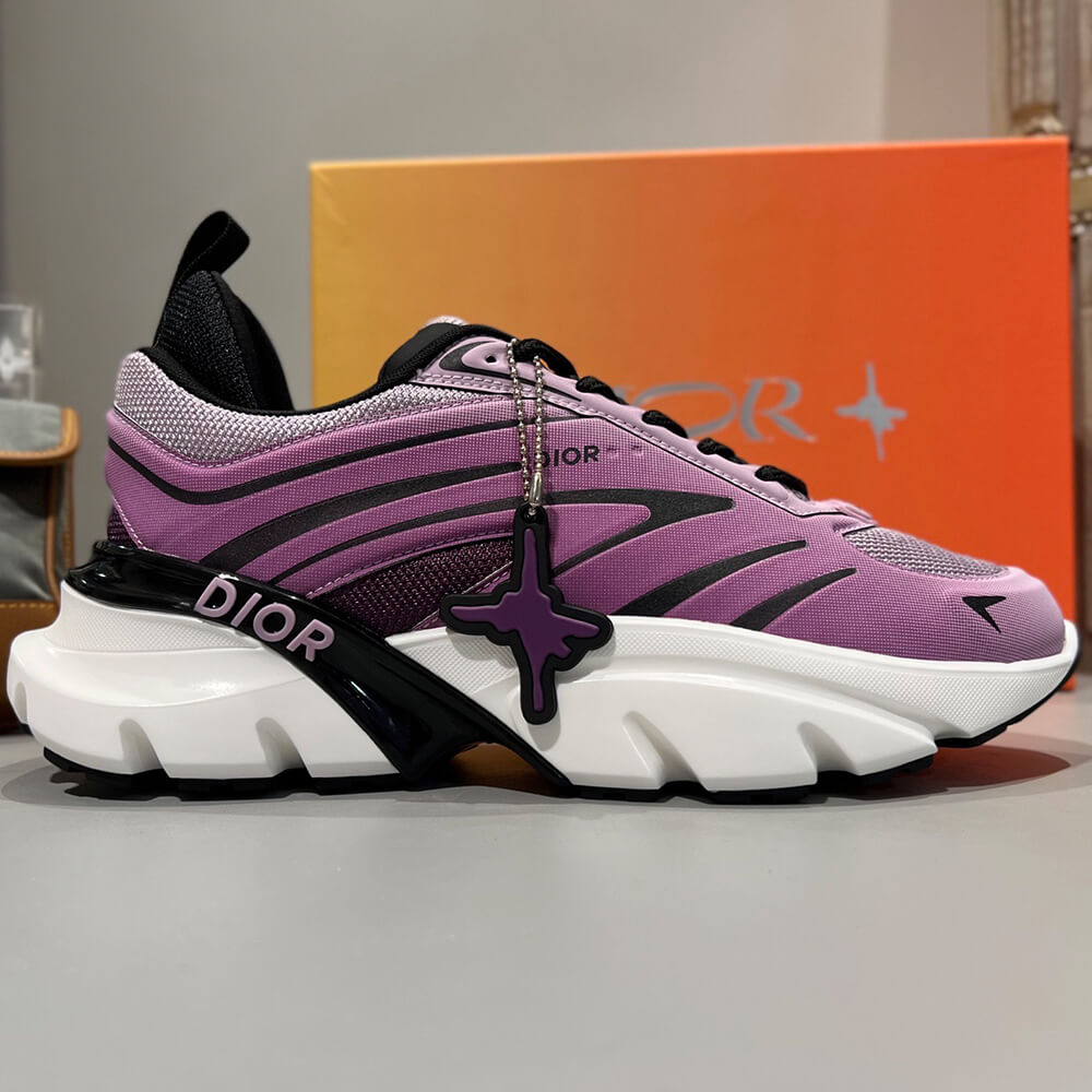 D10r B44 Blade Sneaker