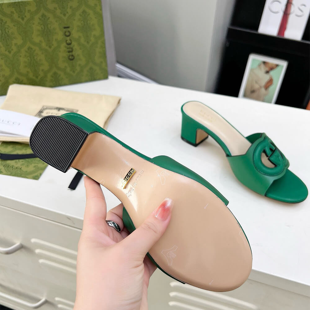Gvc*1 Women’s Interlocking G slide sandal