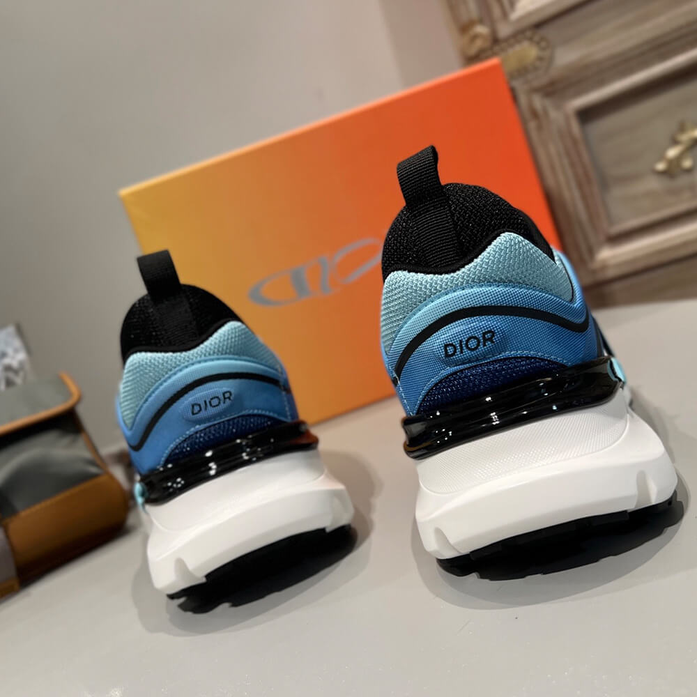 D10r  B44 Blade Sneaker