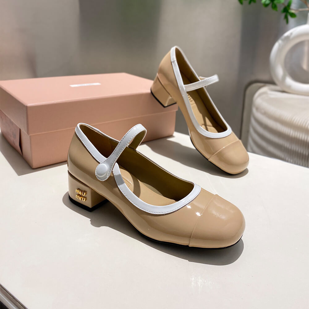 M1um1u Two-tone patent leather Mary Jane pumps