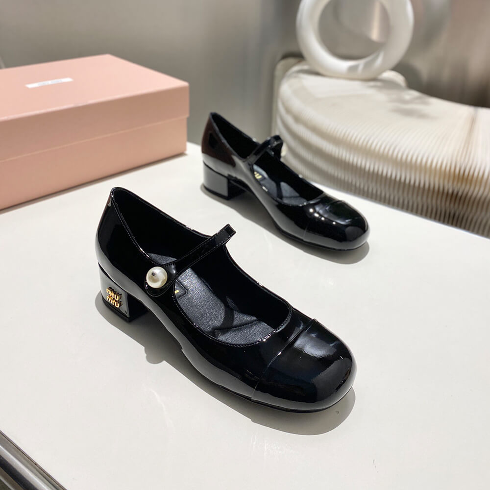 M1um1u Mary Jane pumps