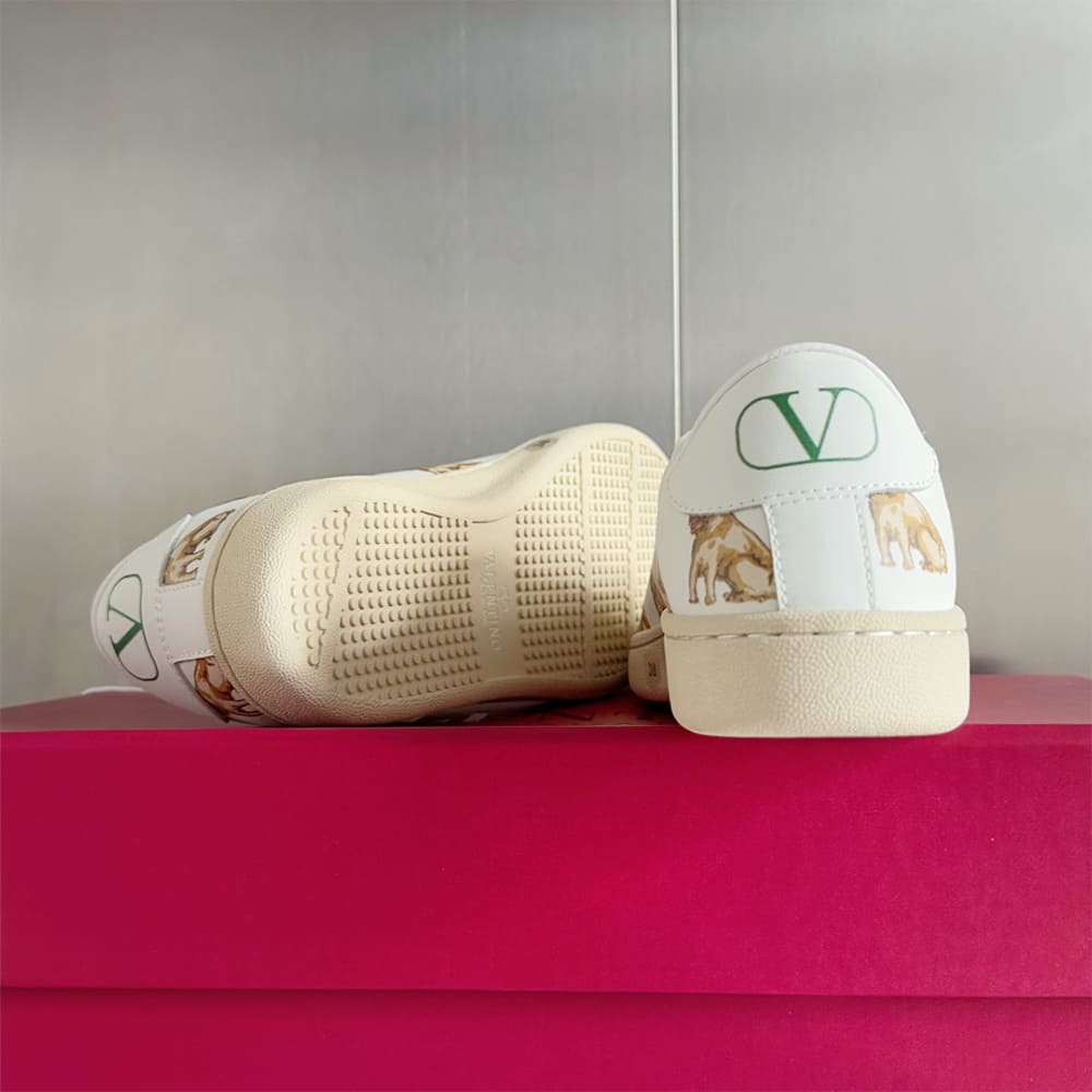Va1e*ntin0 ROYCO Women’s ‘LE CHAT DE LA Ma1s0n’ Patterned Soft Calfskin Sneakers