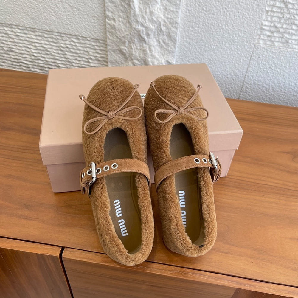 M1um1u Shearling ballerinas