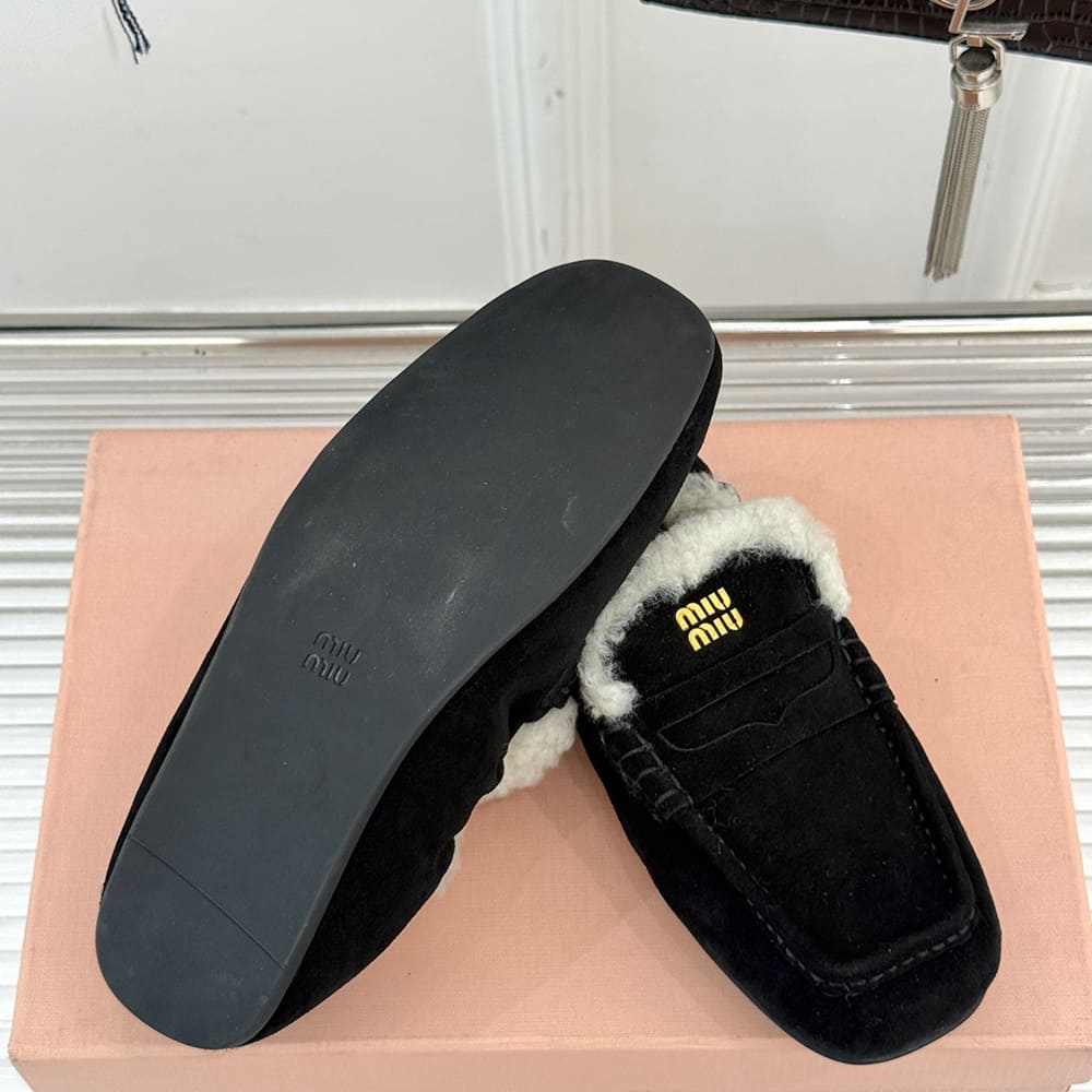 M1um1u Ruches suede loafers
