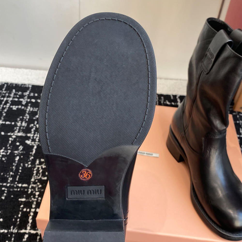 M1um1u Leather boots