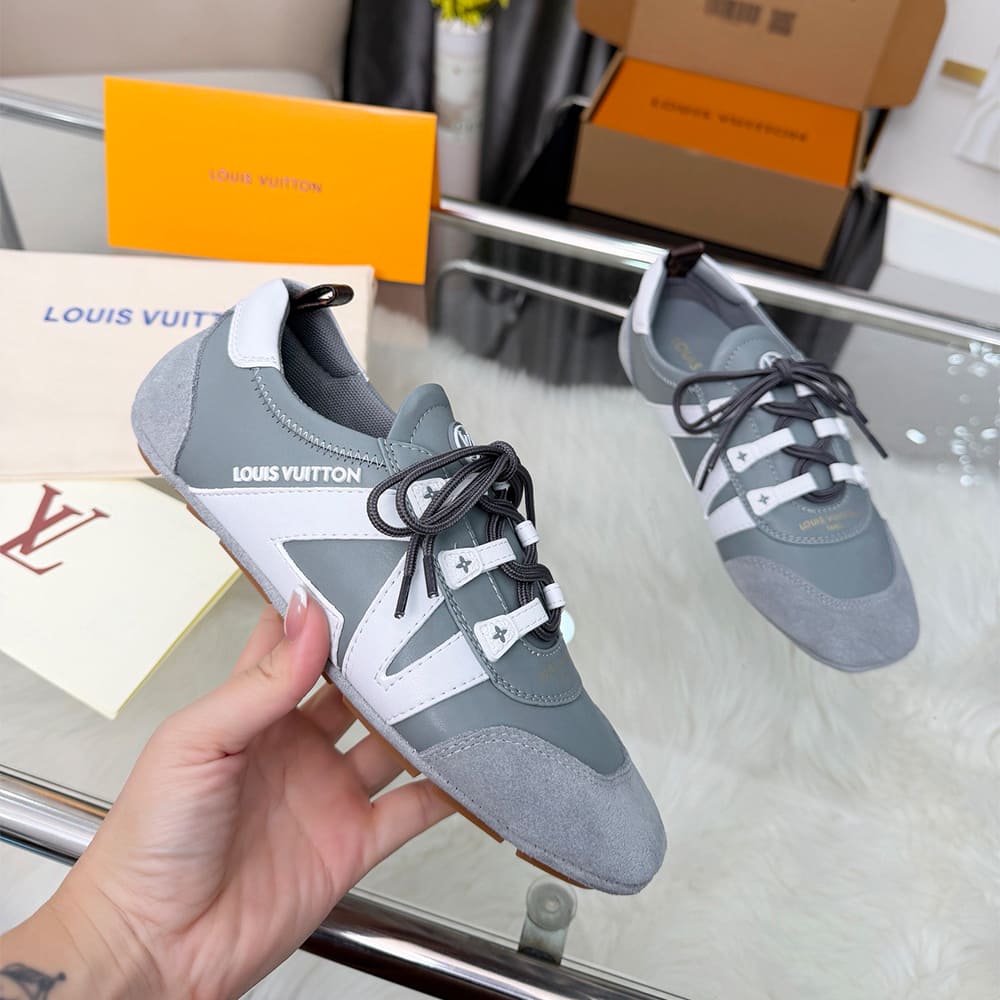 LV Sneakerina