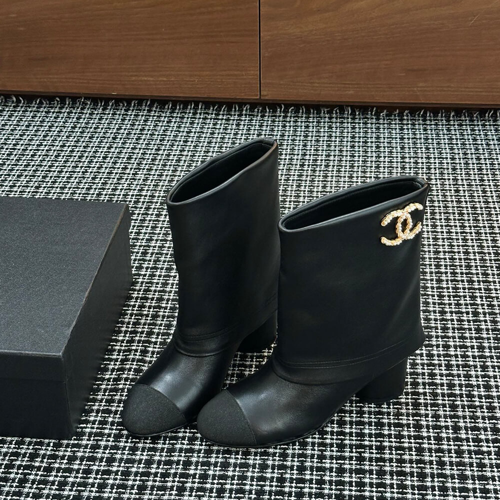 Ch**el Boots