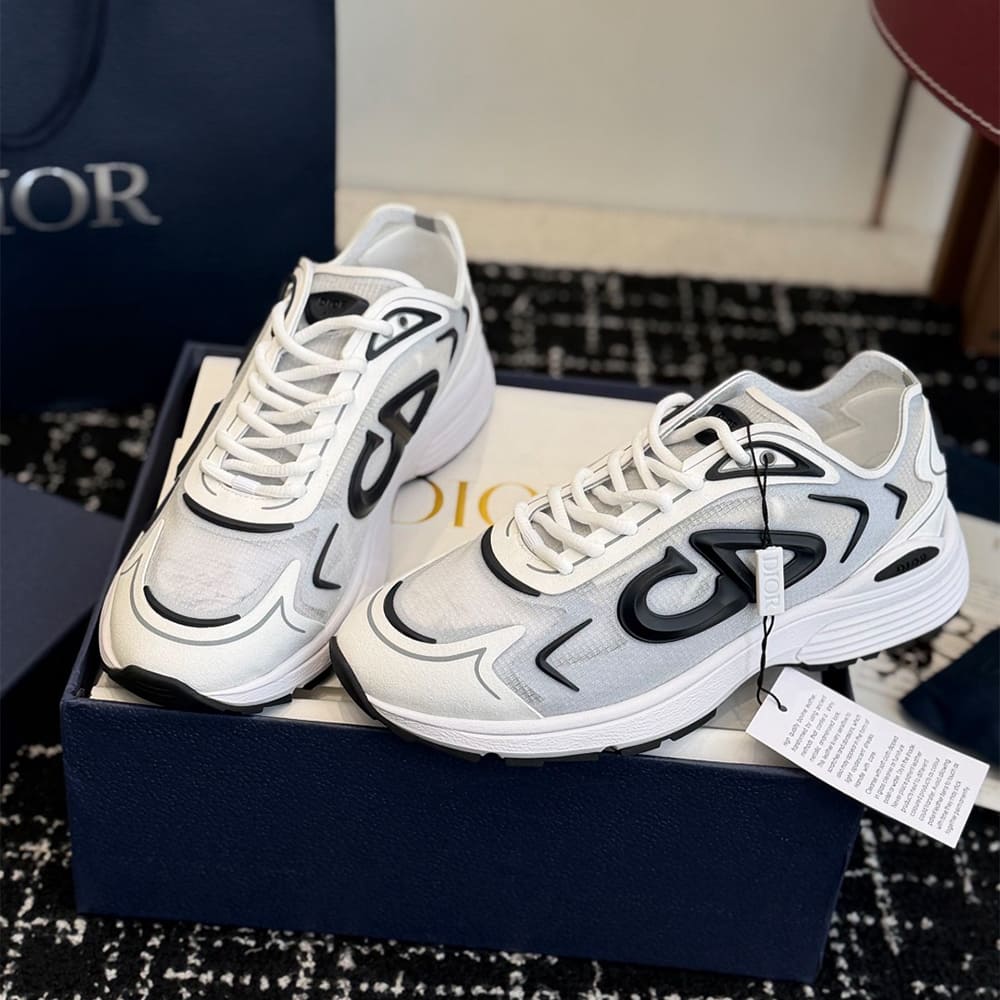 D10r B30 Countdown Tech Sneaker