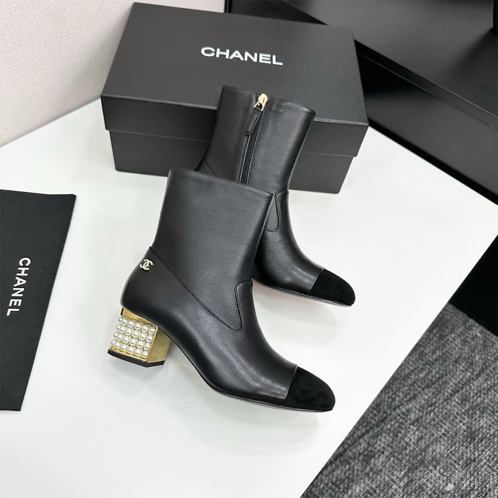 Ch**el Boots