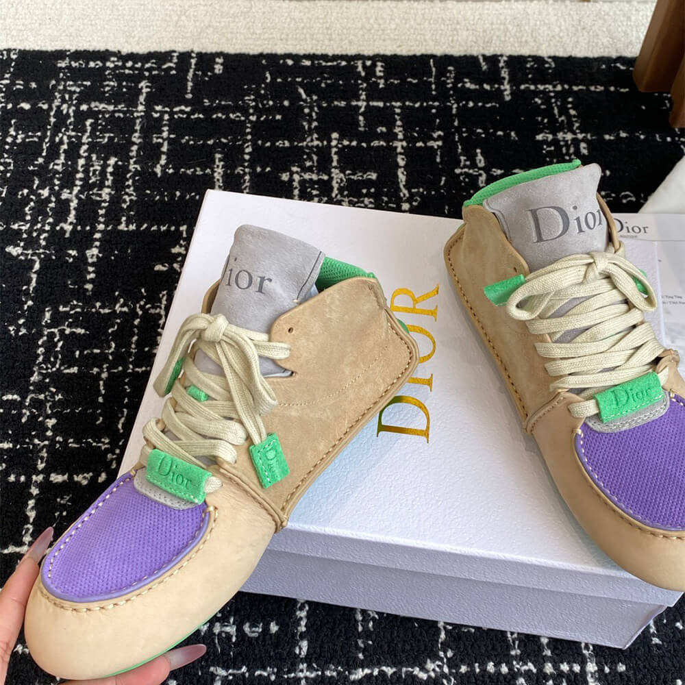 D10r Roadie Lace-Up Boot