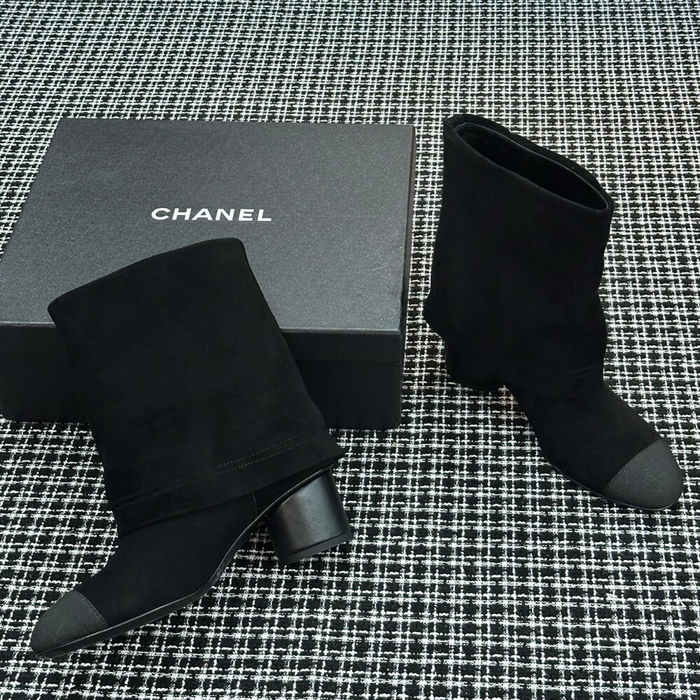 Ch**el Boots