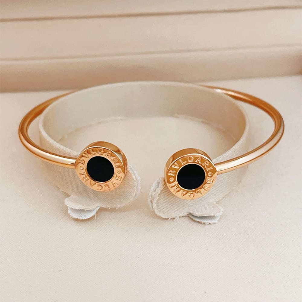 Bv1g*ai bracelet