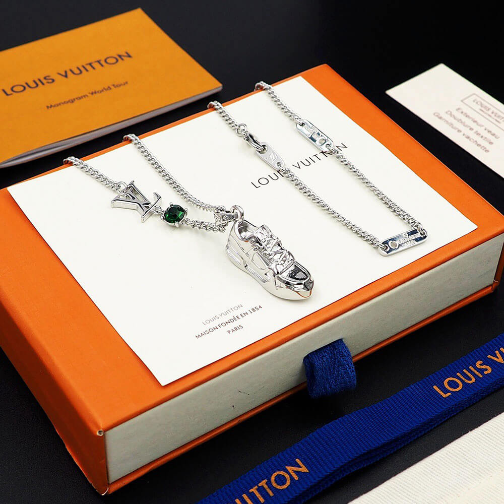 LV Metal Zircon Necklaces