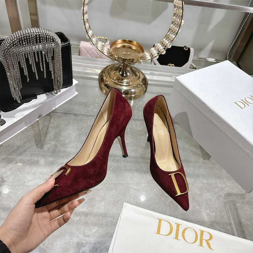 D10r Initials Pump