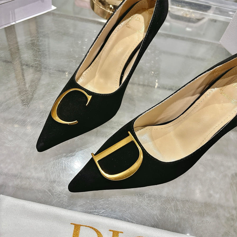 D10r Initials Pump