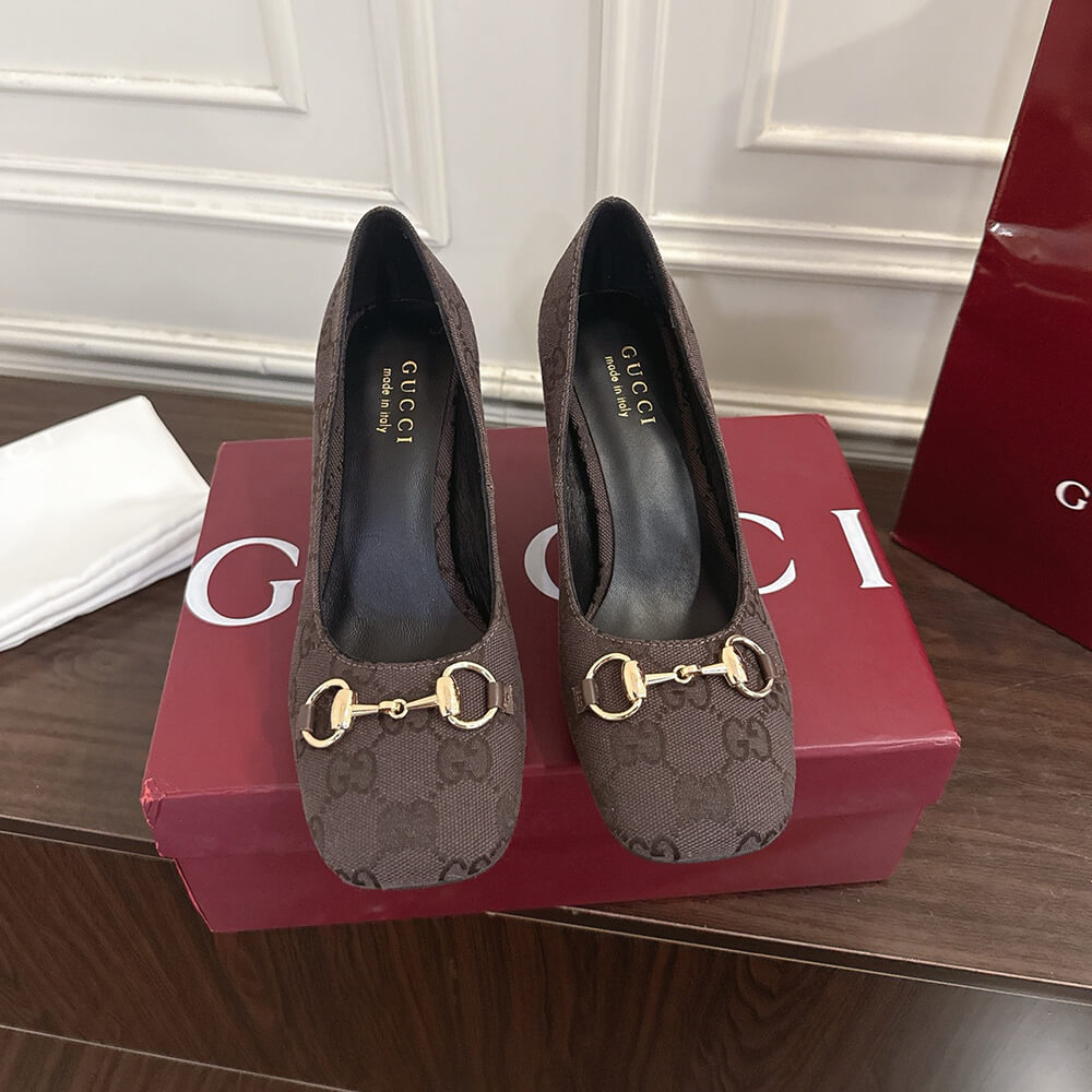 Gvc*1 Women’s Signora pump (EU SIZE 36-42)