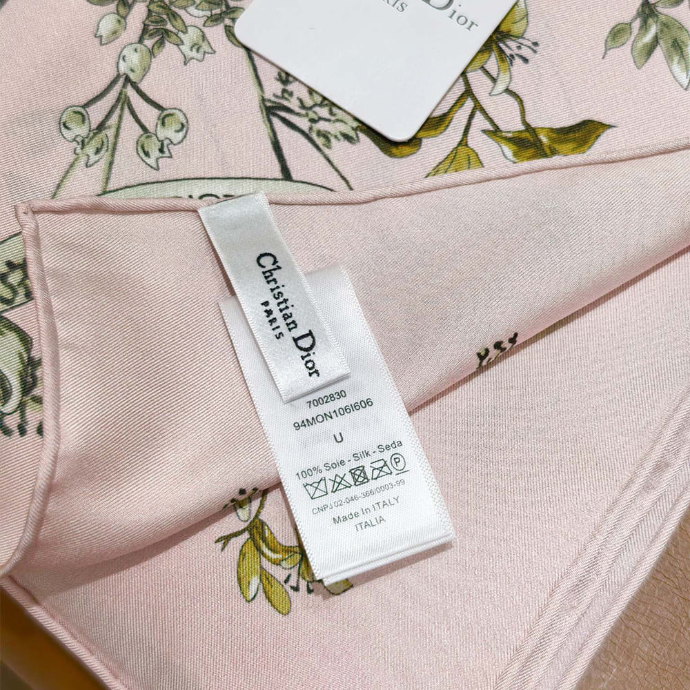 D10r D-Floral scarf 90