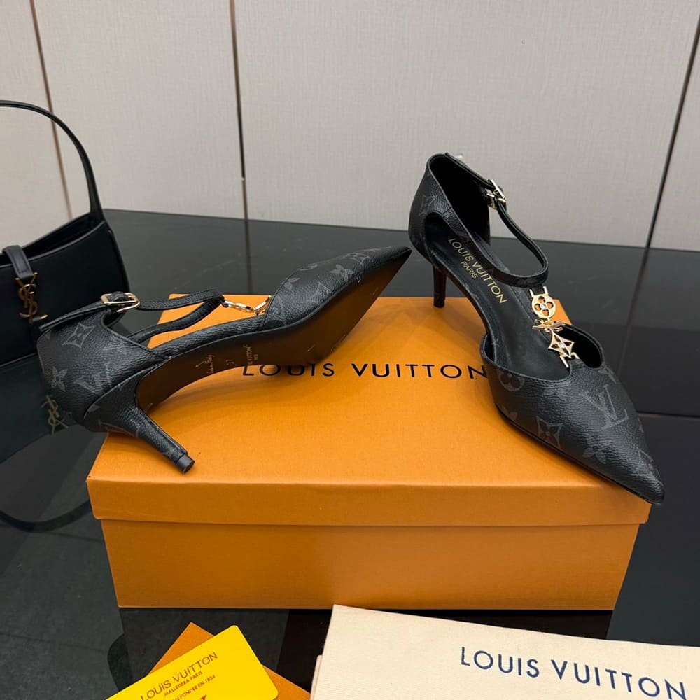 LV Ankle Strap Pumps (EU SIZE 34-41)