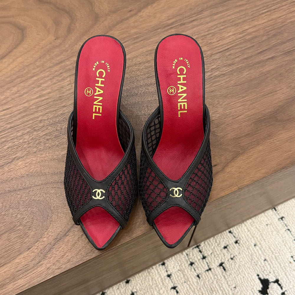 Ch**el Mules (EU SIZE 34-41)
