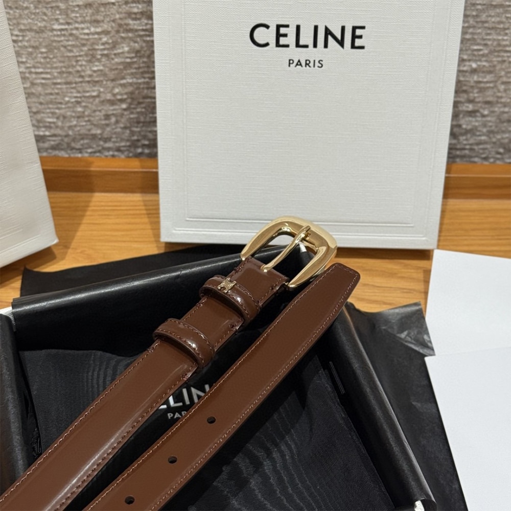 ce1i*e u1u1enne belt 25mm in taurillon leather
