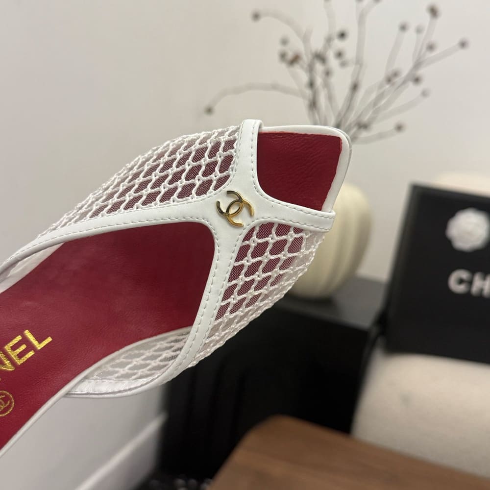 Ch**el Mules (EU SIZE 34-41)