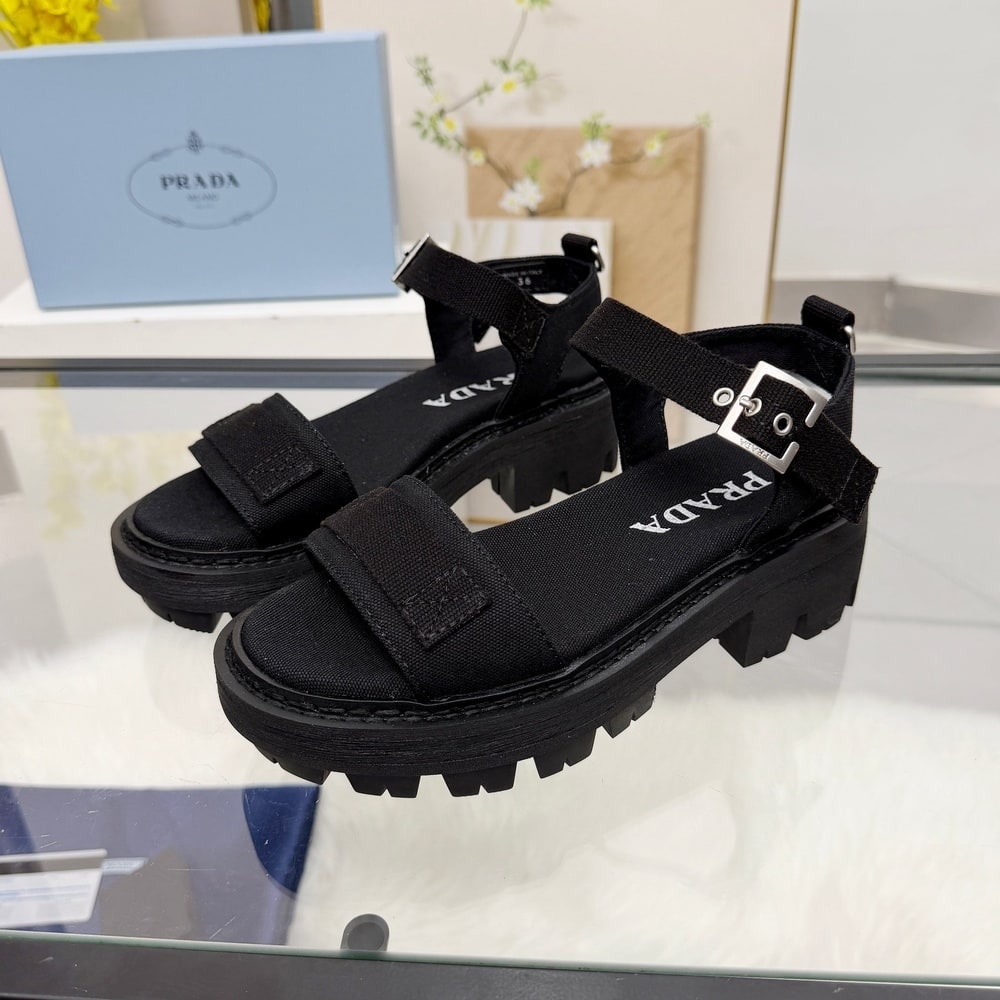Pra*a Canvas sandals (EU SIZE 35-41)