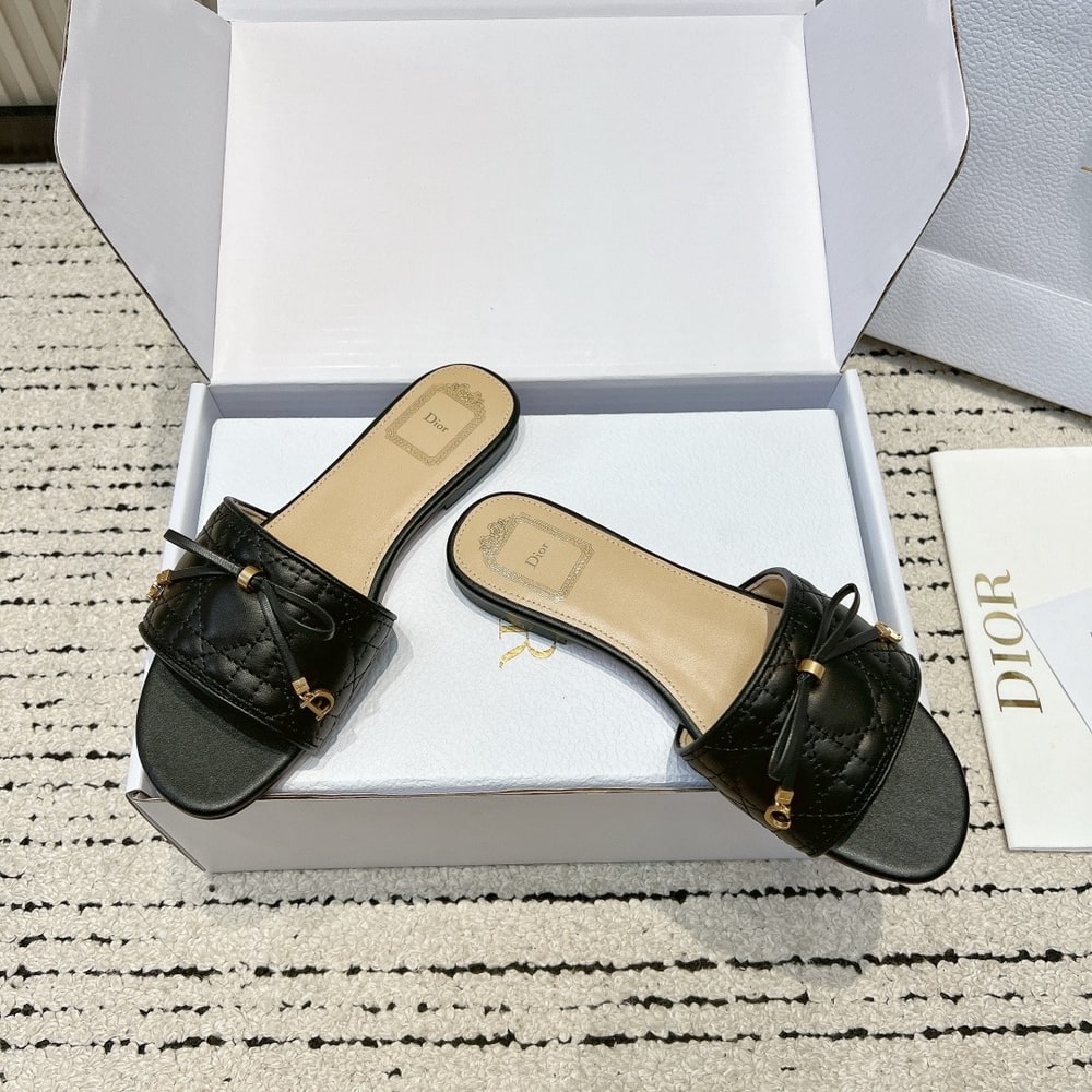 D10r Cannage Slide (EU SIZE 35-42)