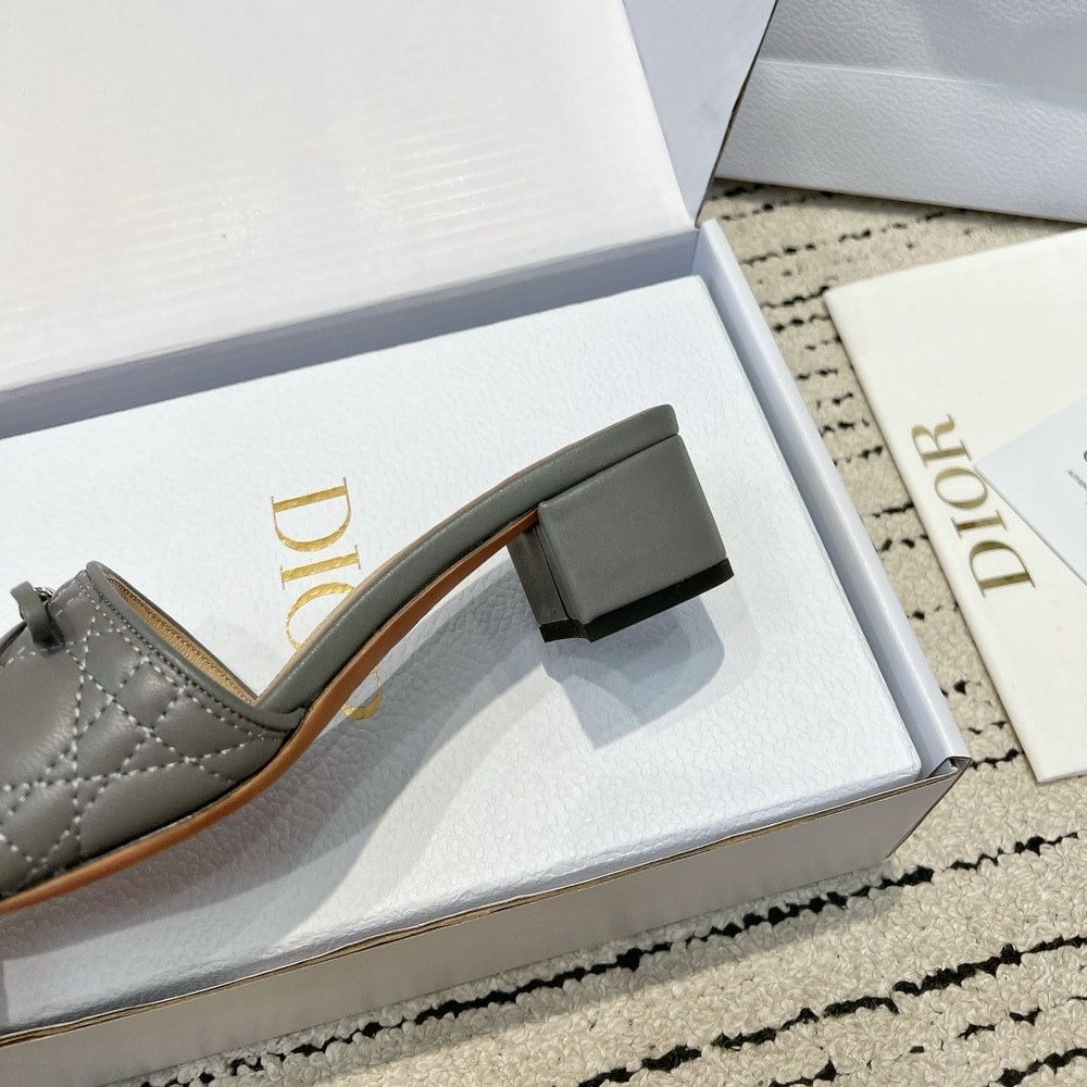 D10r Cannage Heeled Slide (EU SIZE 35-42)
