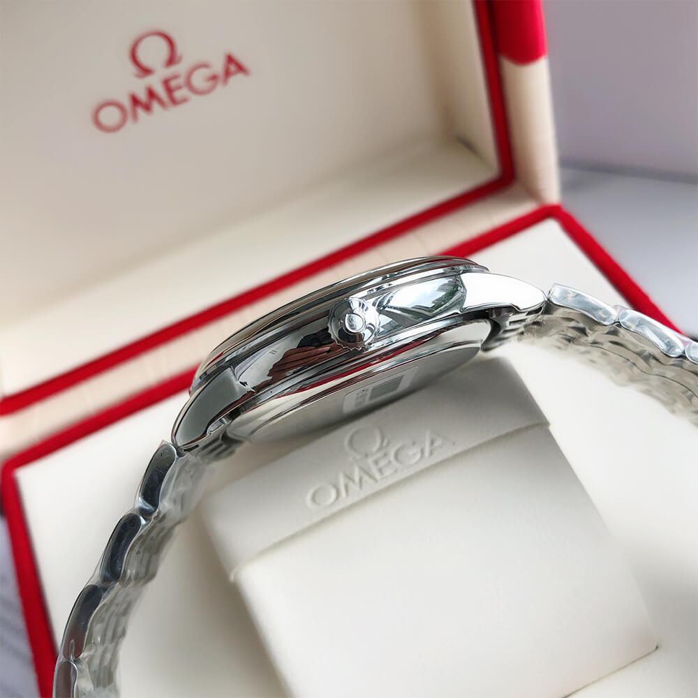 0me*ga Speedmaster