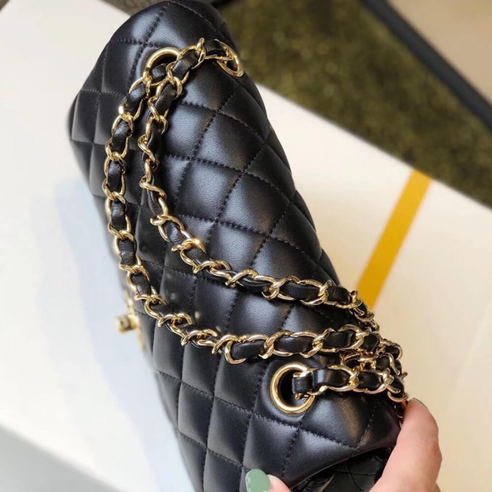 Ch**el SMALL CLASSIC HANDBAG