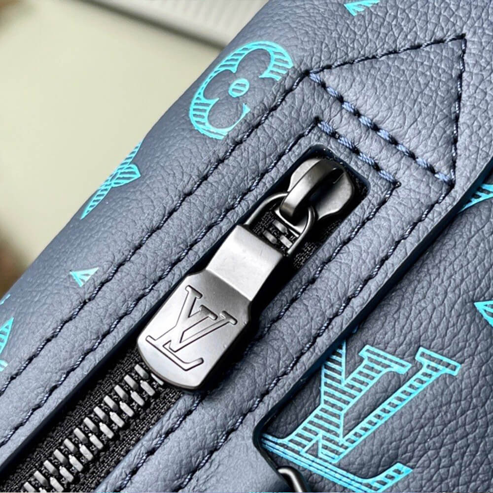 L0vis Vvtt0n Duo Slingbag