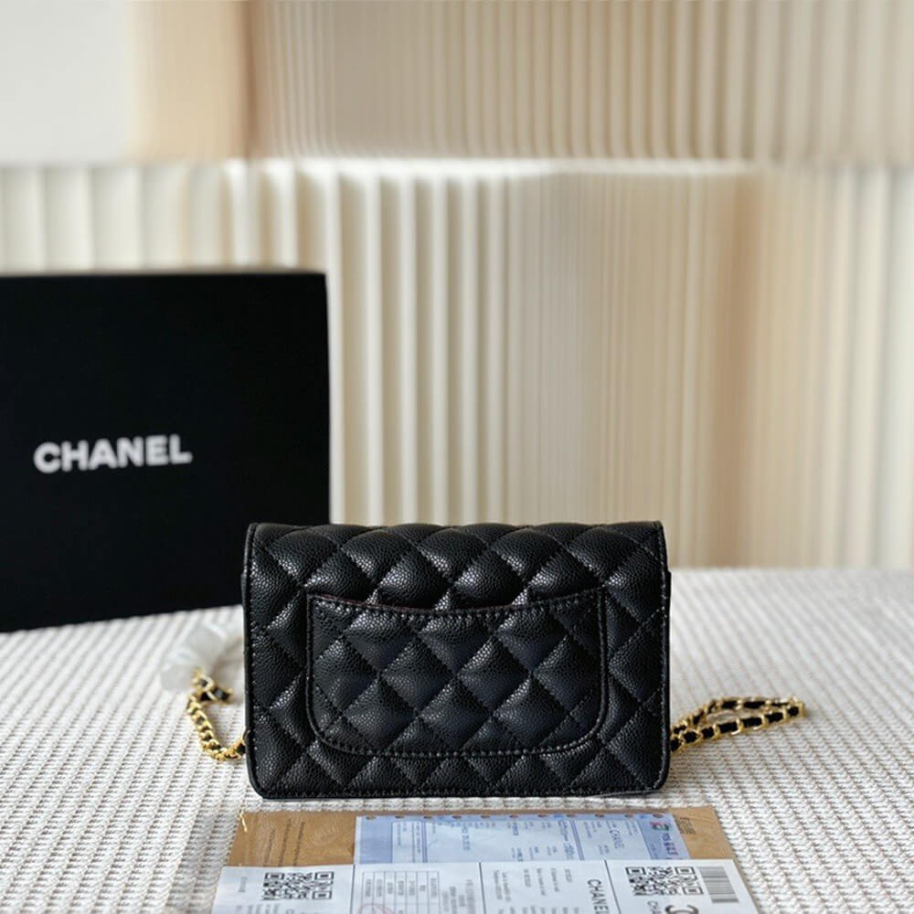Ch**el chain bag