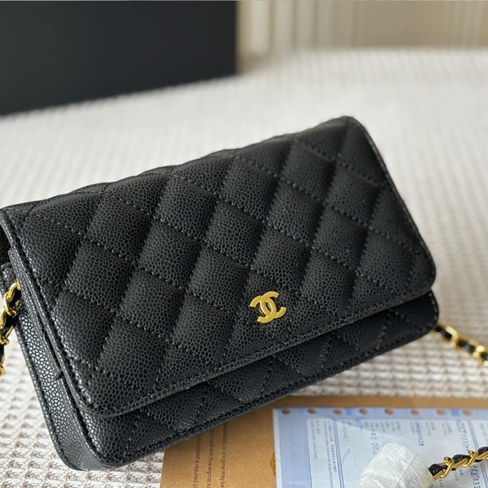 Ch**el chain bag