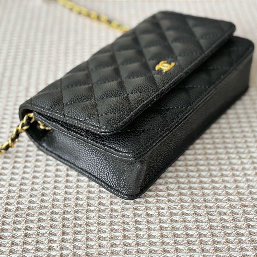 Ch**el chain bag