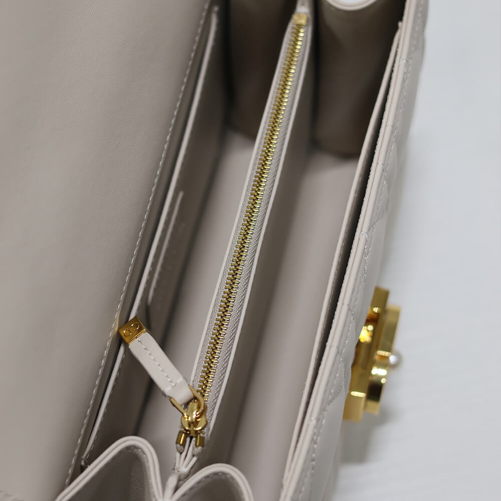 Medium D10r Ange Bag