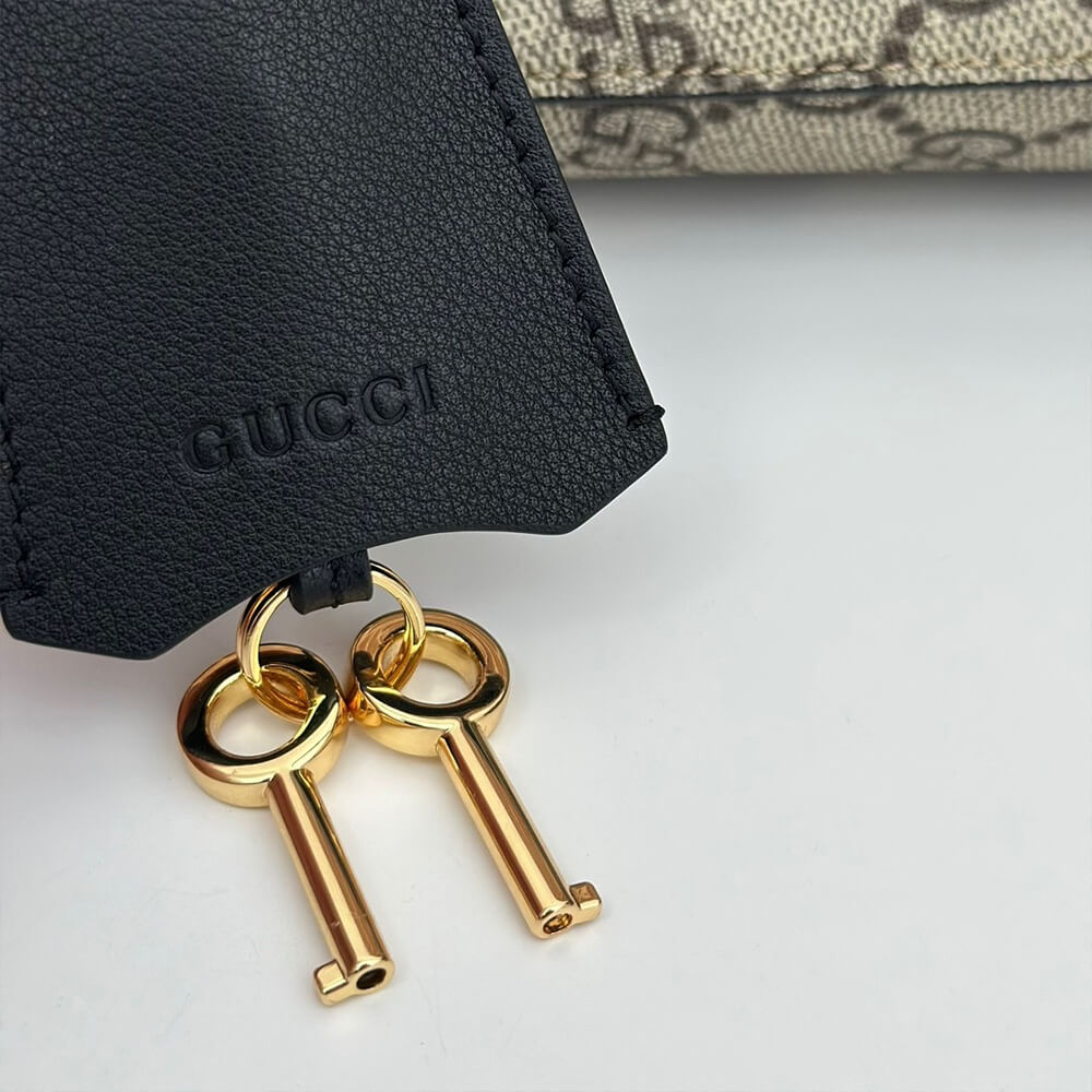 Gvc*1 PADLOCK GG MEDIUM SHOULDER BAG