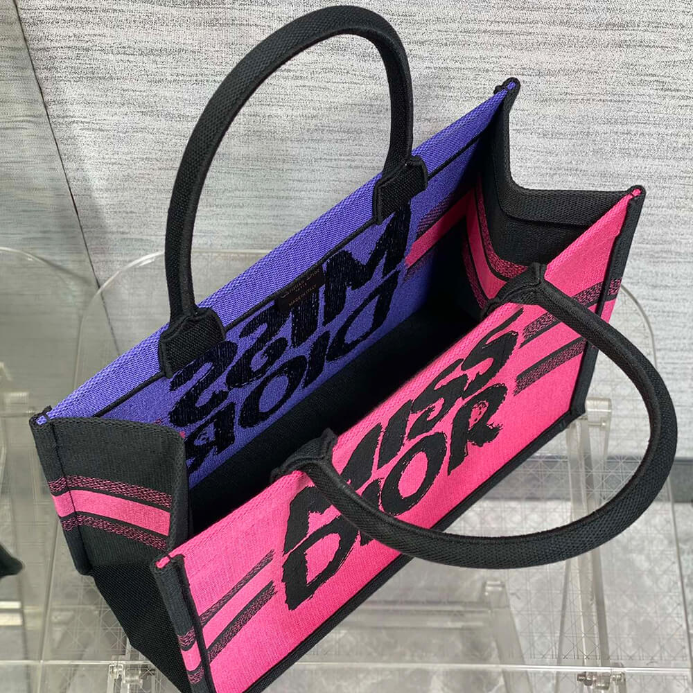 Medium D10r Book Tote