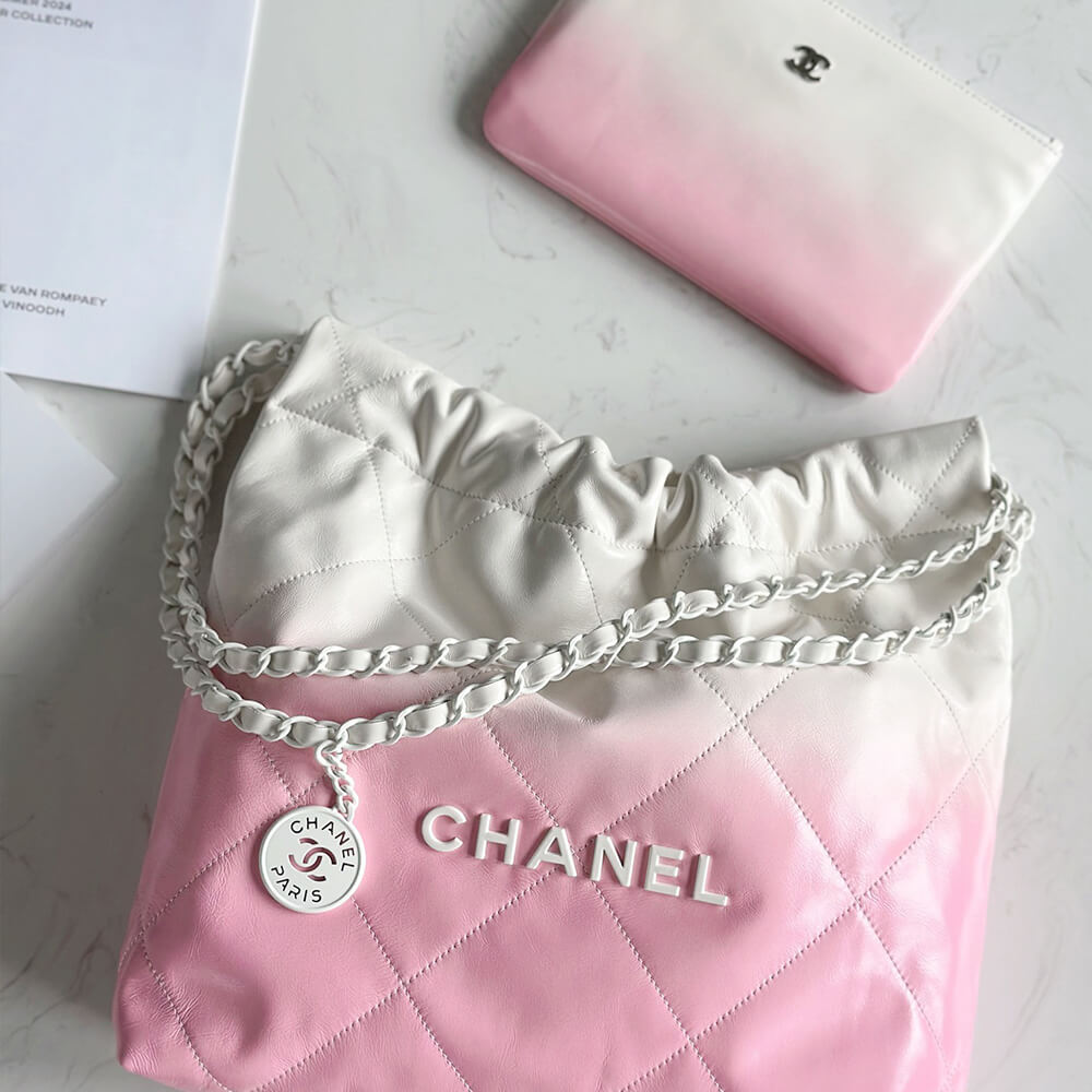 Ch**el 22 HANDBAG(high-end grade)