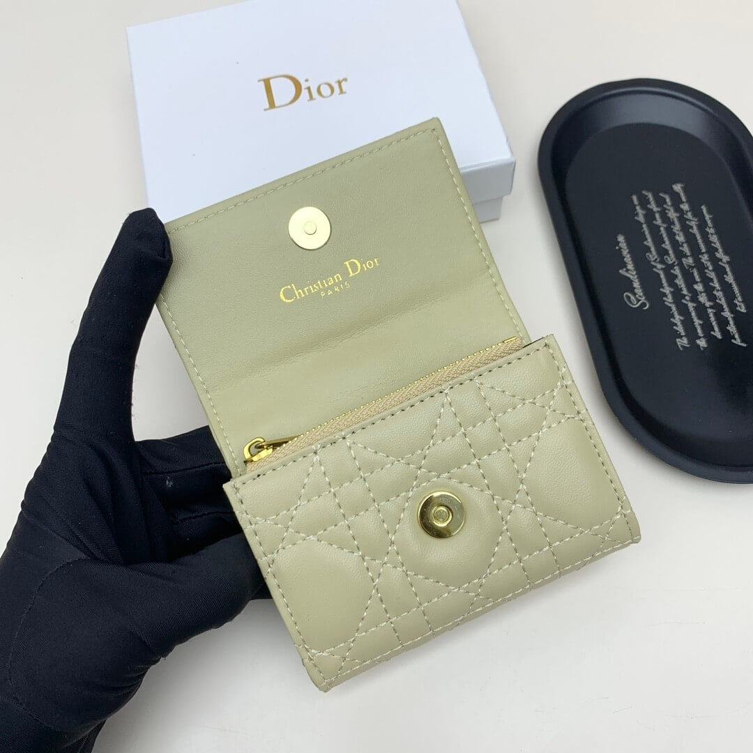 D10r Jolie Glycine Wallet