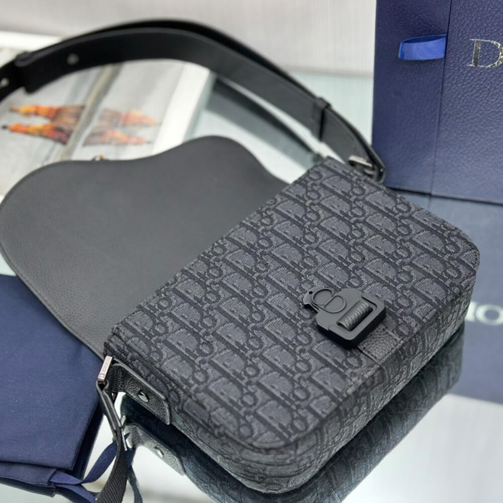 D10r Small Saddle Messenger Bag with Flap(HIGH-END GRADE)